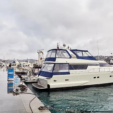 ספינת מלון Luxury Yacht On Bosphorus *